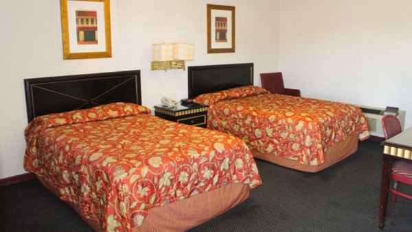 Golden Wheat Budget Host Inn image 11